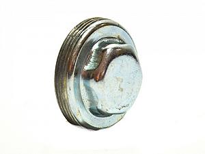 Closed nut hub bearing holder 