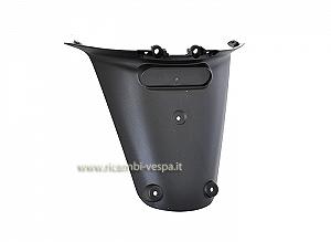 Rear plate holder protection in plastic, black colour 
