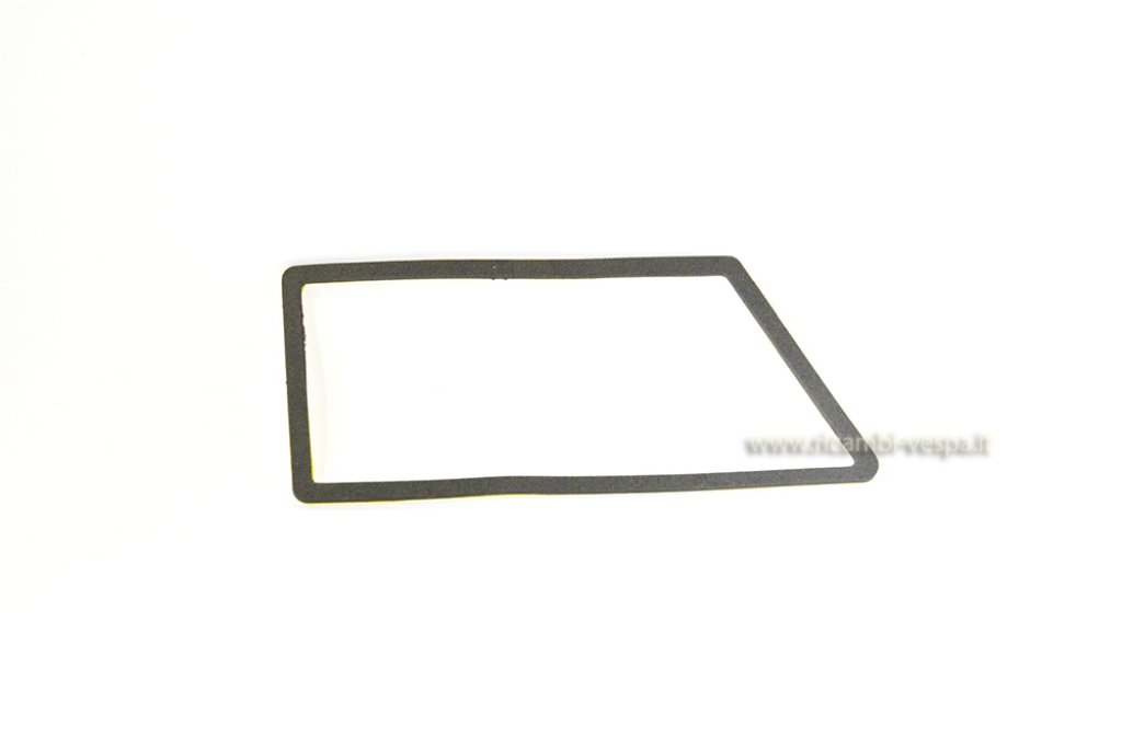 Right gasket between arrow and hood for Vespa 80/125/150/200 PX-PE-T5 