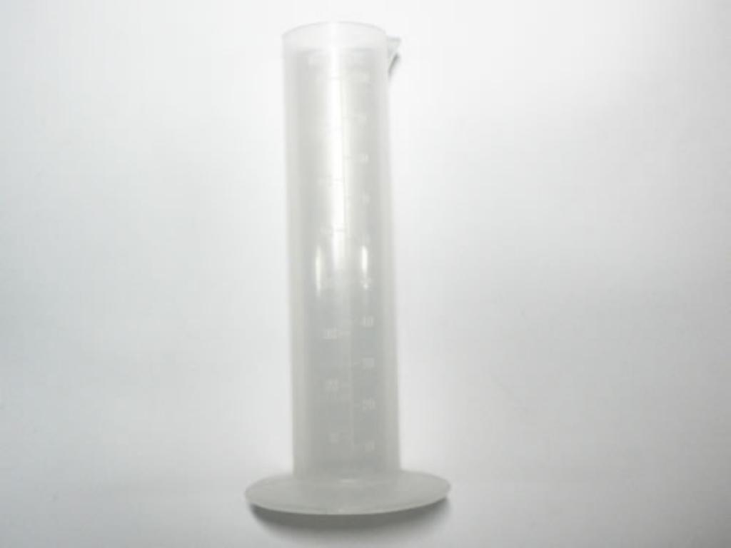 graduated measuring cup for oil mixture 