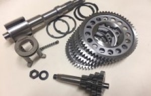 Complete gearbox close to 6 Crimaz clutches mounted 10/55 14/53 17/50 20/49 for Vespa 50, 90, 125 ET3 Primavera, PK 