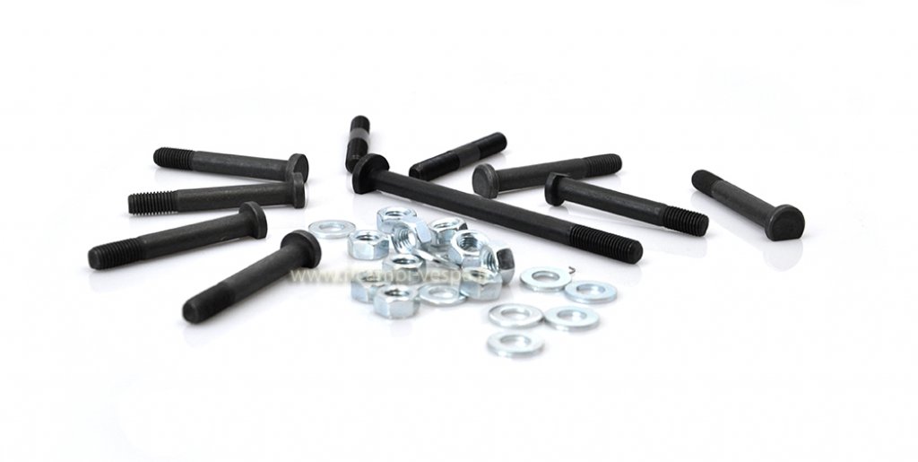 Complete engine crankcase tightening bolts kit 