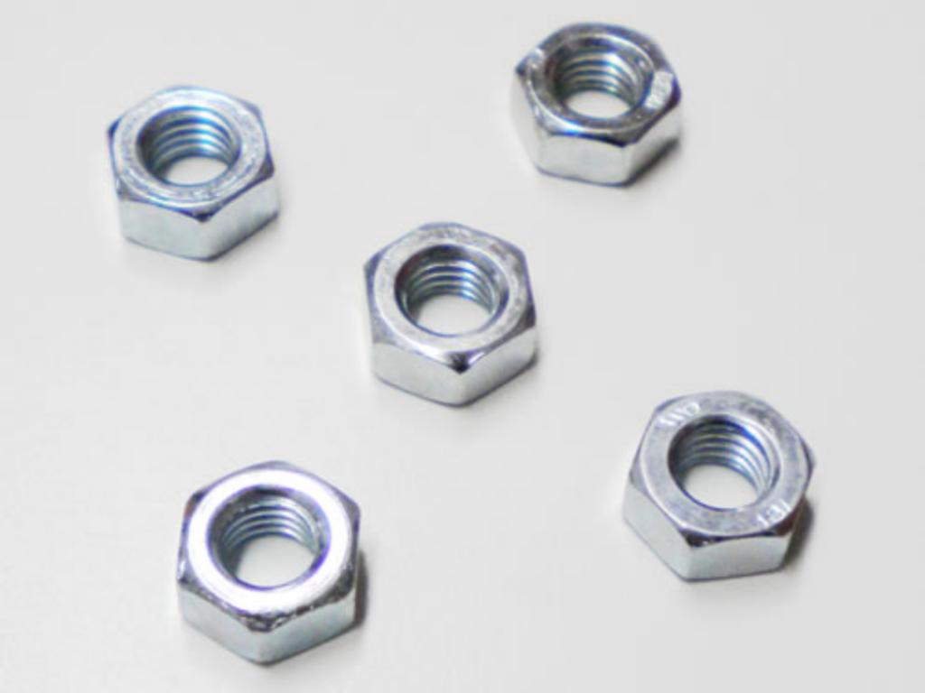Hexagonal zinc-plated nuts (M8 with 13 wrench) 