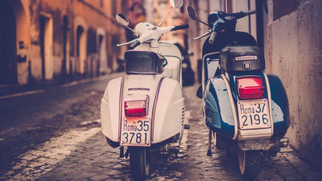 Vespa rally from sunrise to sunset 2016